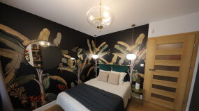 "Pomysłowe projekty": sypialnia w stylu jungle-glam zachwyciła swoich właścicieli. Tego się nie spodziewali!
